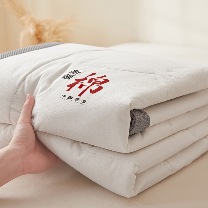 91家纺网 家纺一手货源 找家纺 （总）熙宴家纺 2025新款水洗棉100%新疆棉花夏被-月光白