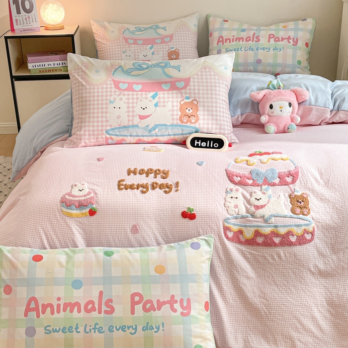 91家纺网 家纺一手货源 找家纺 沐慕 2025新款大版印加绣款四件套 游乐园