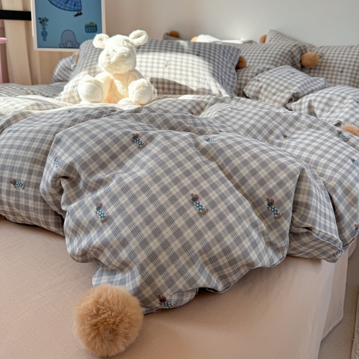 91家纺网 家纺一手货源 找家纺 金爱家 2025新款亲肤舒适纯棉双层纱四件套 双层纱-美拉德腊肠狗