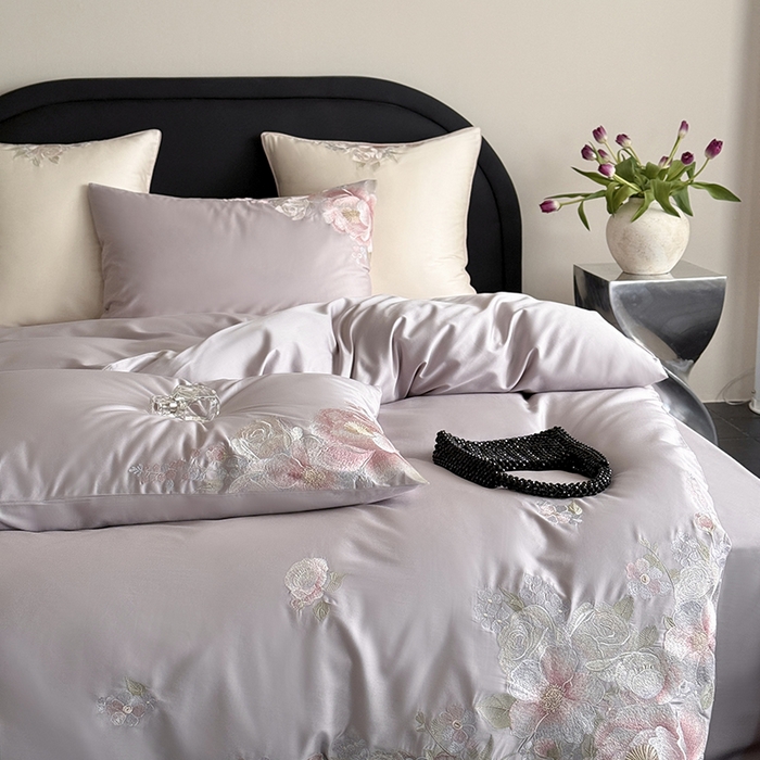 91家纺网 家纺一手货源 找家纺 鹿班家居 2025春夏款100S长绒棉精密刺绣-甜郁季风【标准会员-20元】 甜郁季风-紫色