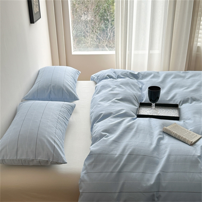 91家纺网 家纺一手货源 找家纺 金丝鸟家纺 2025新款全棉斜纹印花条纹系列四件套及单品 追忆蓝