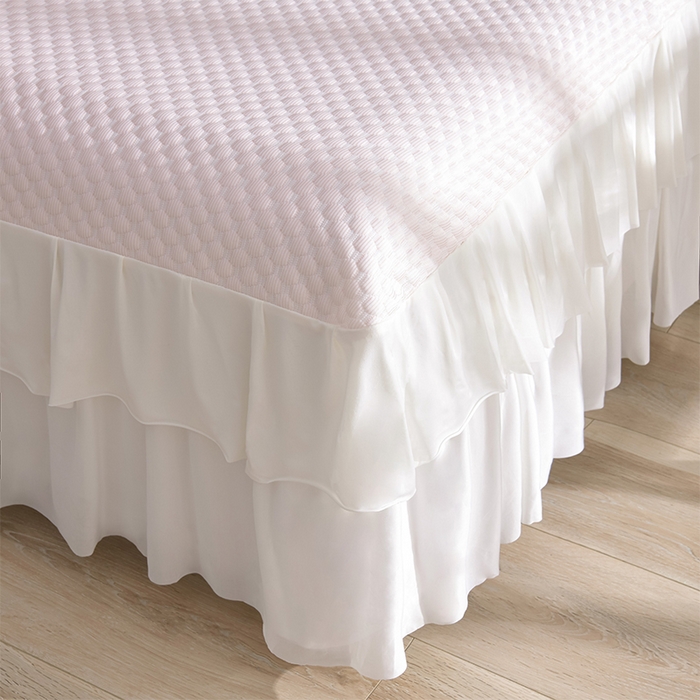 91家纺网 家纺一手货源 找家纺 赛丽雅 2025爆款A类凉感豆豆凉席三件套床裙款冰丝软席子床笠款凉席 粉玉