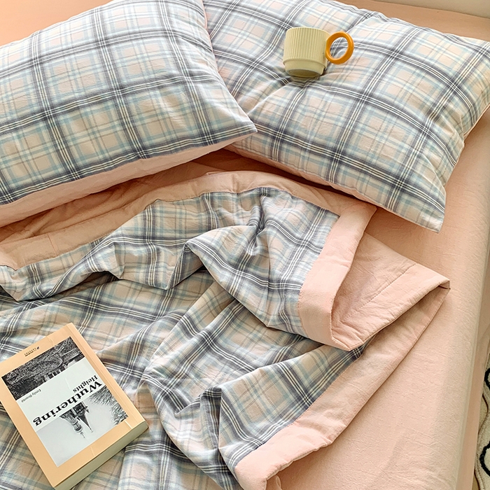 91家纺网 家纺一手货源 找家纺 水洗的故事 2025新款全棉色织水洗棉棉花夏被被子被芯 晚星粉格