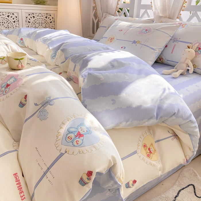 91家纺网 家纺一手货源 找家纺 宜家坊 2025早春新品全棉纯棉喷气13070小清新印花纯棉四件套-风格二 熊美眉