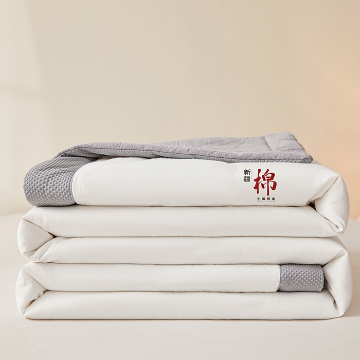 91家纺网 家纺一手货源 找家纺 （总）熙宴家纺 2025新款水洗棉100%新疆棉花夏被-月光白