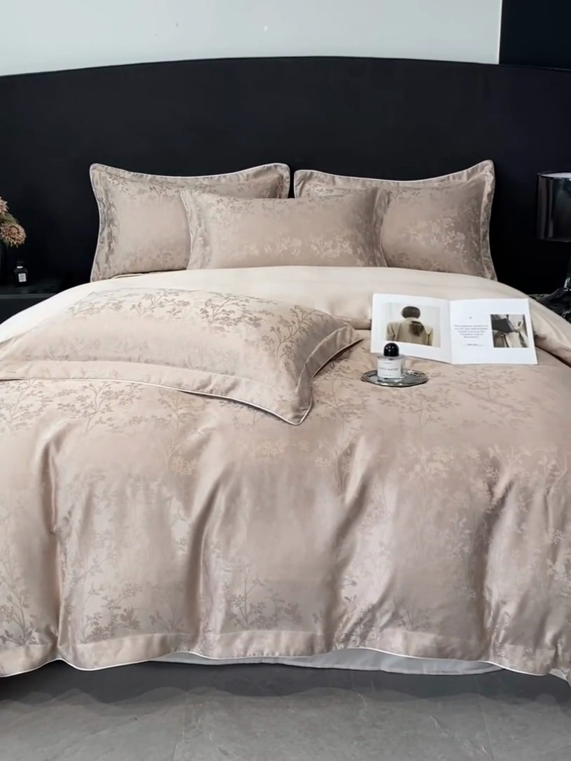 91家纺网 家纺一手货源 找家纺 米彩家纺 2025新款A类水洗真丝天丝提花四件套 花月梦香槟