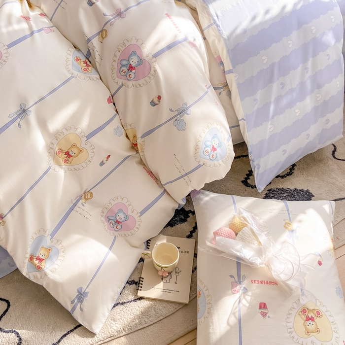 91家纺网 家纺一手货源 找家纺 宜家坊 2025早春新品全棉纯棉喷气13070小清新印花纯棉四件套-风格二 熊美眉