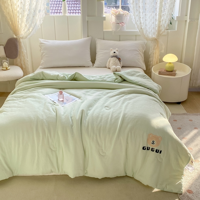 91家纺网 家纺一手货源 找家纺 沃尔居 新款水洗全棉双层纱夏被空调被大豆被纯棉春秋被子被芯夏凉被 小熊-浅绿色