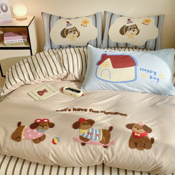 91家纺网 家纺一手货源 找家纺 沐慕 2025新款大版印加绣款四件套 腊肠狗