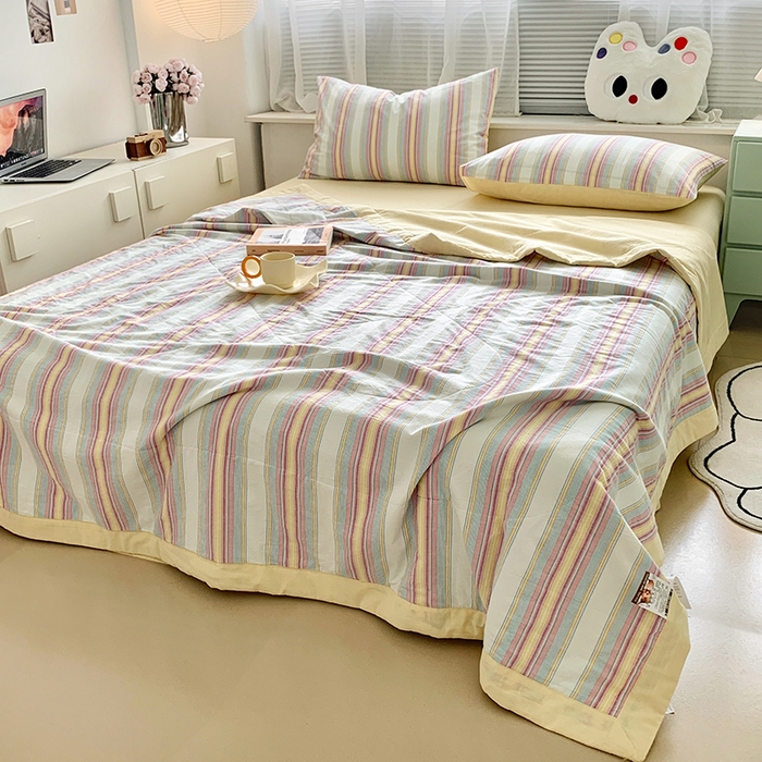 91家纺网 家纺一手货源 找家纺 水洗的故事 2025新款全棉色织水洗棉棉花夏被被子被芯 拾光条