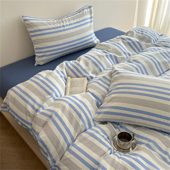 91家纺网 家纺一手货源 找家纺 金丝鸟家纺 2025新款全棉斜纹印花条纹系列四件套及单品 具象蓝
