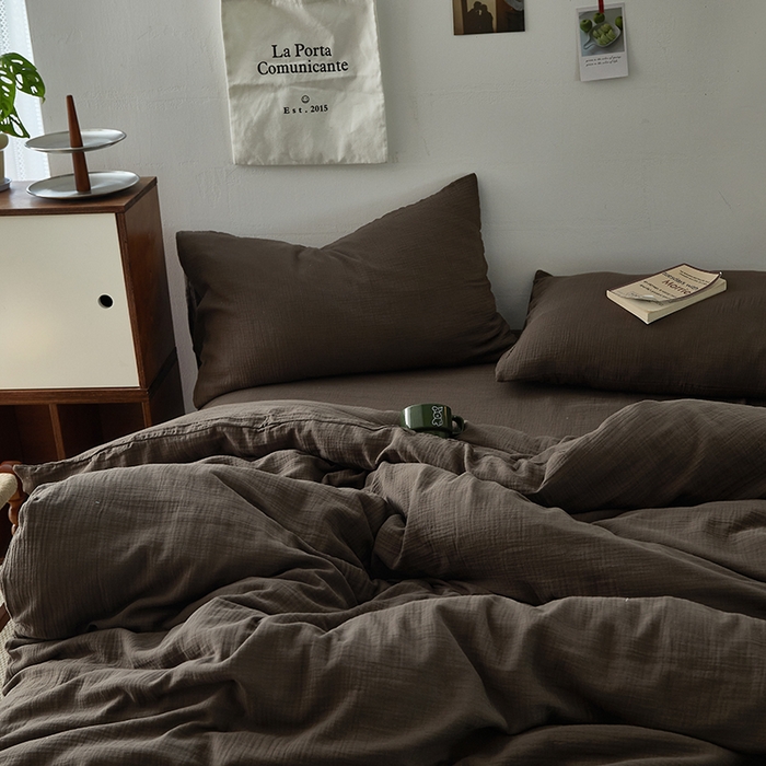 91家纺网 家纺一手货源 找家纺 水洗的故事 2025新款全棉A类皱皱纱纯色混搭四件套 巧棕