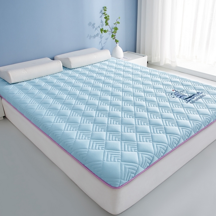 91家纺网 家纺一手货源 找家纺 艺博床垫 2025新款水洗棉成人床垫 蓝色