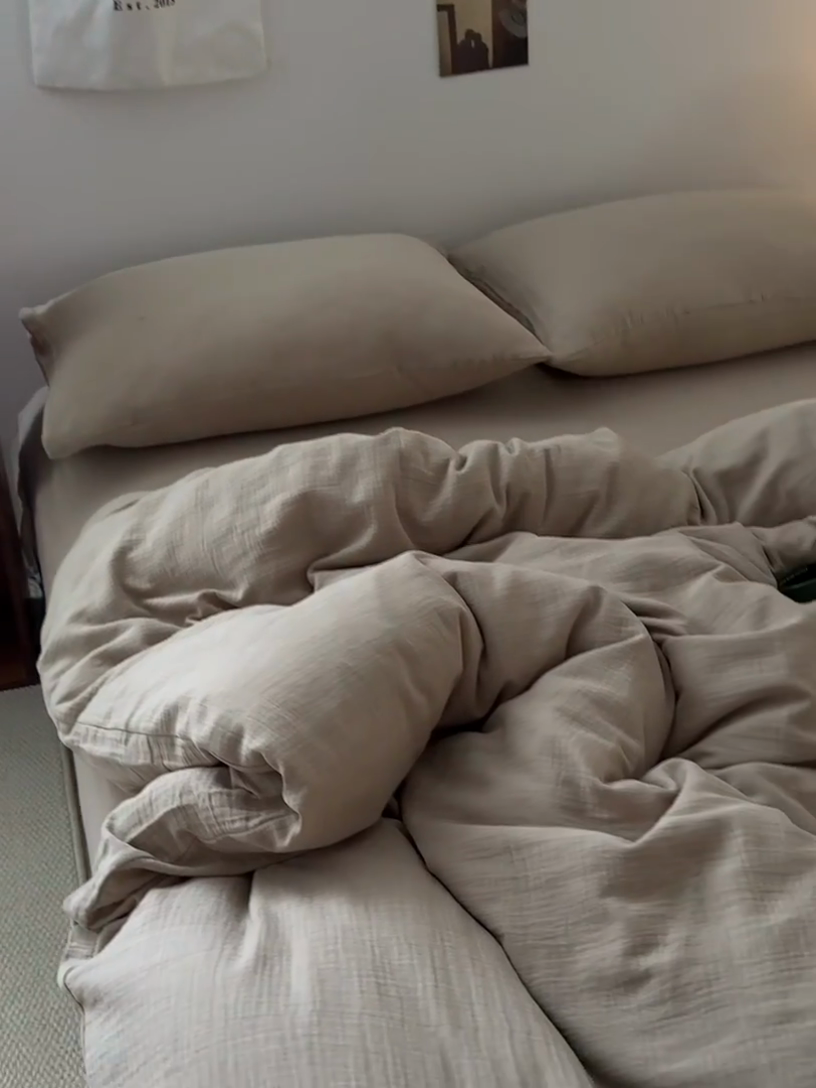 91家纺网 家纺一手货源 找家纺 水洗的故事 2025新款全棉A类皱皱纱纯色混搭四件套 米茶