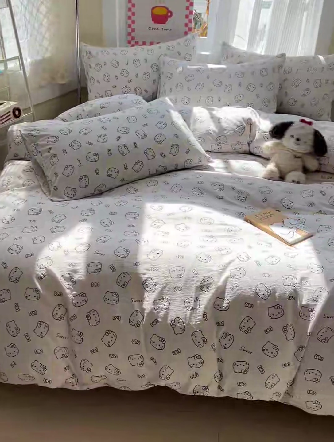 91家纺网 家纺一手货源 找家纺 优选良品 2025新款加厚云感棉双层纱四件套小碎花被套床单床笠款学生三件套新款直播热款 猫咪恋人
