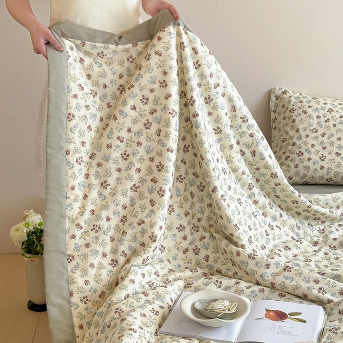 91家纺网 家纺一手货源 找家纺 大彩家居 2025新款全棉有氧水洗纱布夏被夏凉被 小碎花