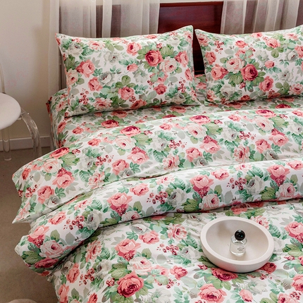 91家纺网 家纺一手货源 找家纺 （总）绫韵2025春夏新款ins清新卡通碎花全棉13372精梳纯棉四件套系列