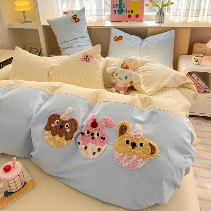 91家纺网 家纺一手货源 找家纺 娜娜 2025新款全棉立体毛巾绣四件套 甜甜圈派对