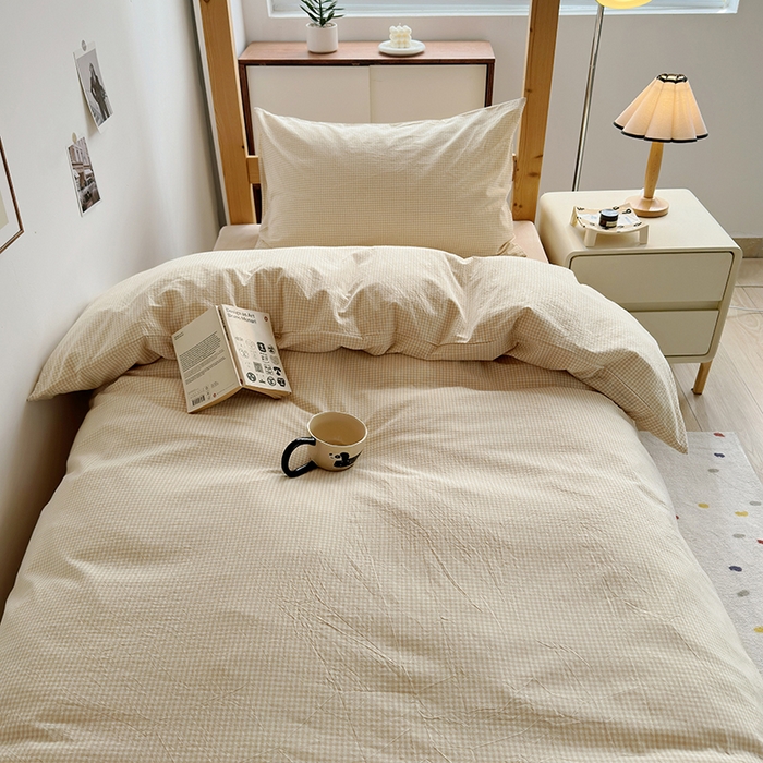 91家纺网 家纺一手货源 找家纺 水洗的故事 2025新款A类色织水洗棉学生三件套 小小格米-