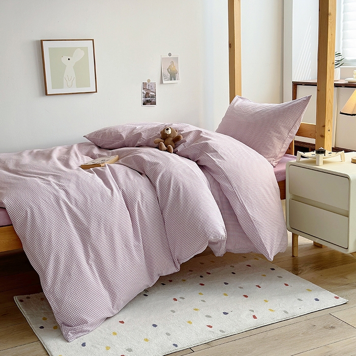 91家纺网 家纺一手货源 找家纺 水洗的故事 2025新款A类色织水洗棉学生三件套 小小格紫-