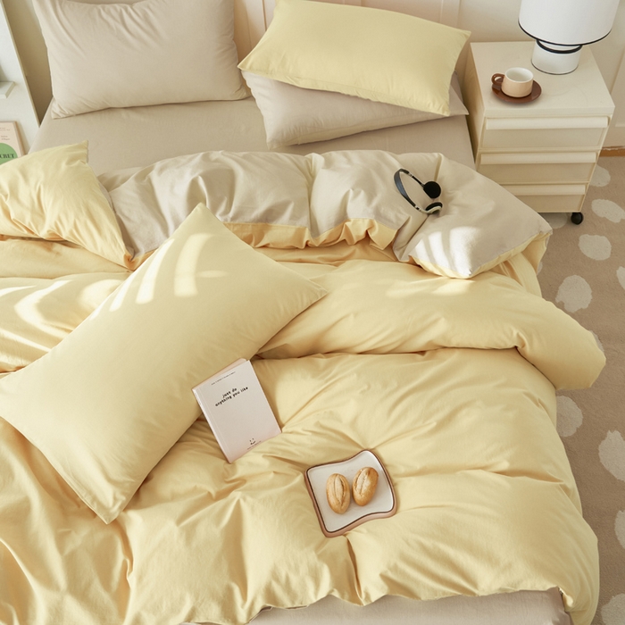 91家纺网 家纺一手货源 找家纺 寐绸家纺 2025新款纯棉水洗棉双拼单被套（自然光） 蘑菇黄+天青韵白