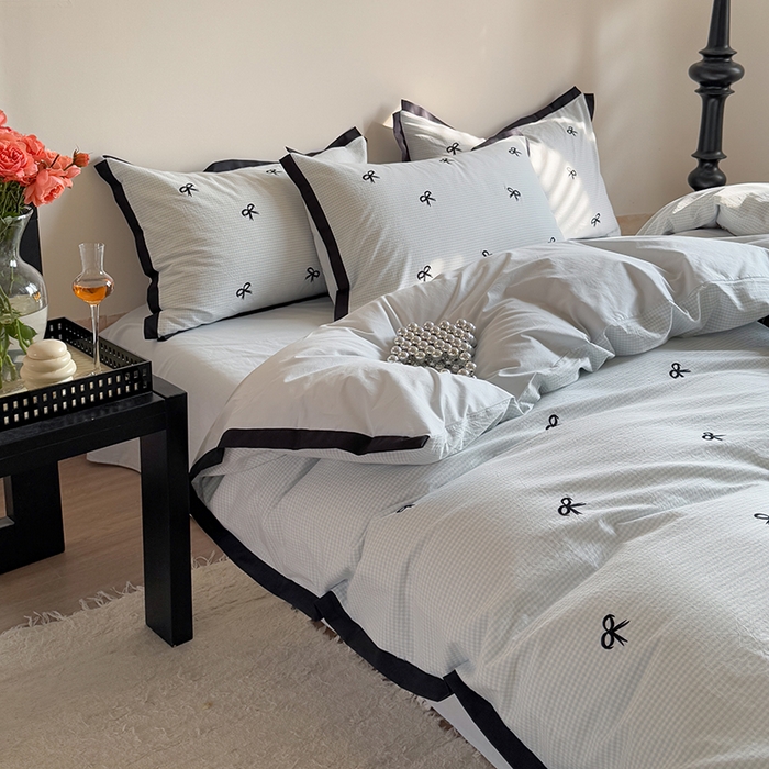 91家纺网 家纺一手货源 找家纺 优悦生活馆2025新款全棉纯棉水洗棉刺绣四件套 蓝小格-蝴蝶结