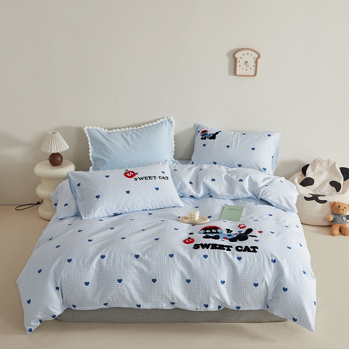 91家纺网 家纺一手货源 找家纺 怡家居 2025新款全棉双层纱可爱卡通毛巾绣四件套 耳机猫