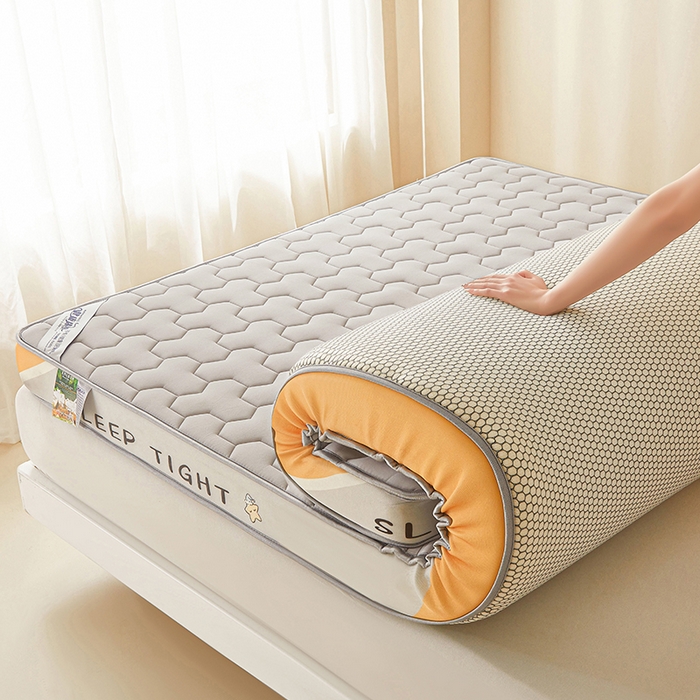 91家纺网 家纺一手货源 找家纺 薇梦蚊帐 2025新款牛奶丝乳胶床垫 三角格黑