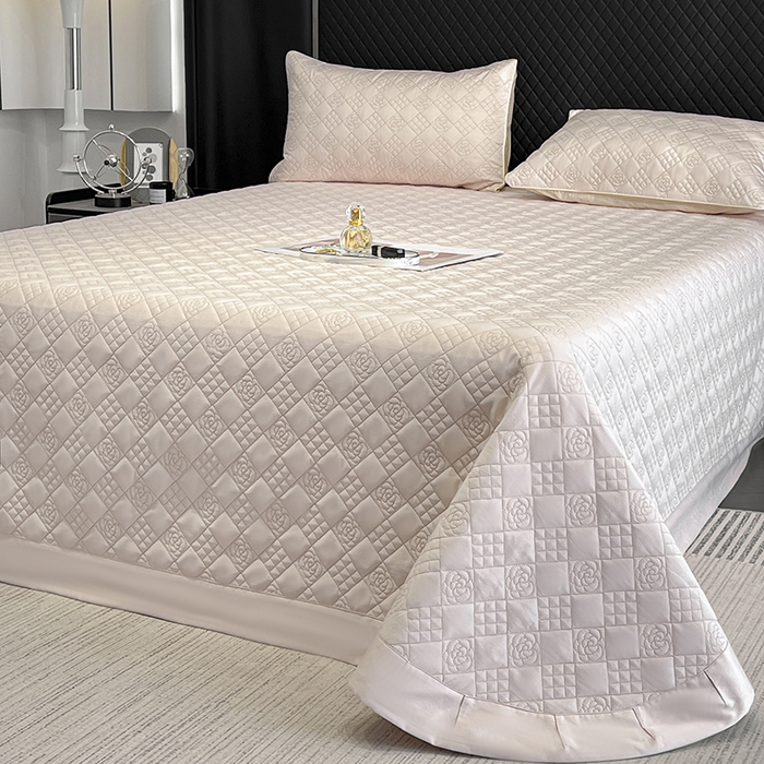 91家纺网 家纺一手货源 找家纺 2025新款A类100支长绒棉夹棉床盖三件套全棉纯棉加厚绗绣床单四季款床上用品 颜粉