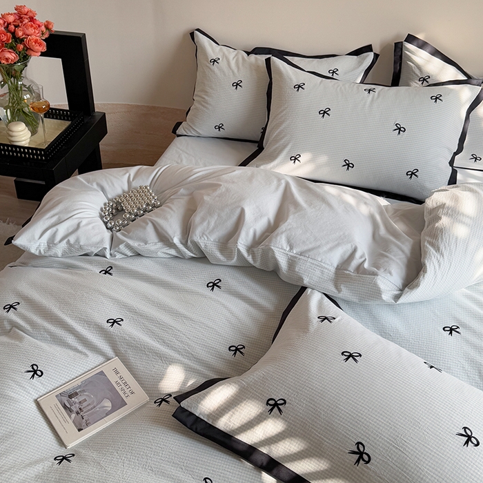 91家纺网 家纺一手货源 找家纺 优悦生活馆2025新款全棉纯棉水洗棉刺绣四件套 蓝小格-蝴蝶结