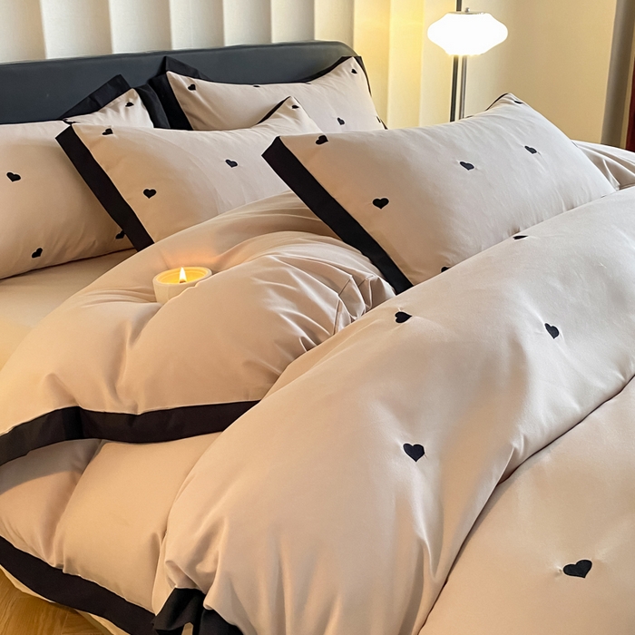 91家纺网 家纺一手货源 找家纺 （总）米彩家纺 2025新款水洗磨毛四件套-蝴蝶结爱心系列