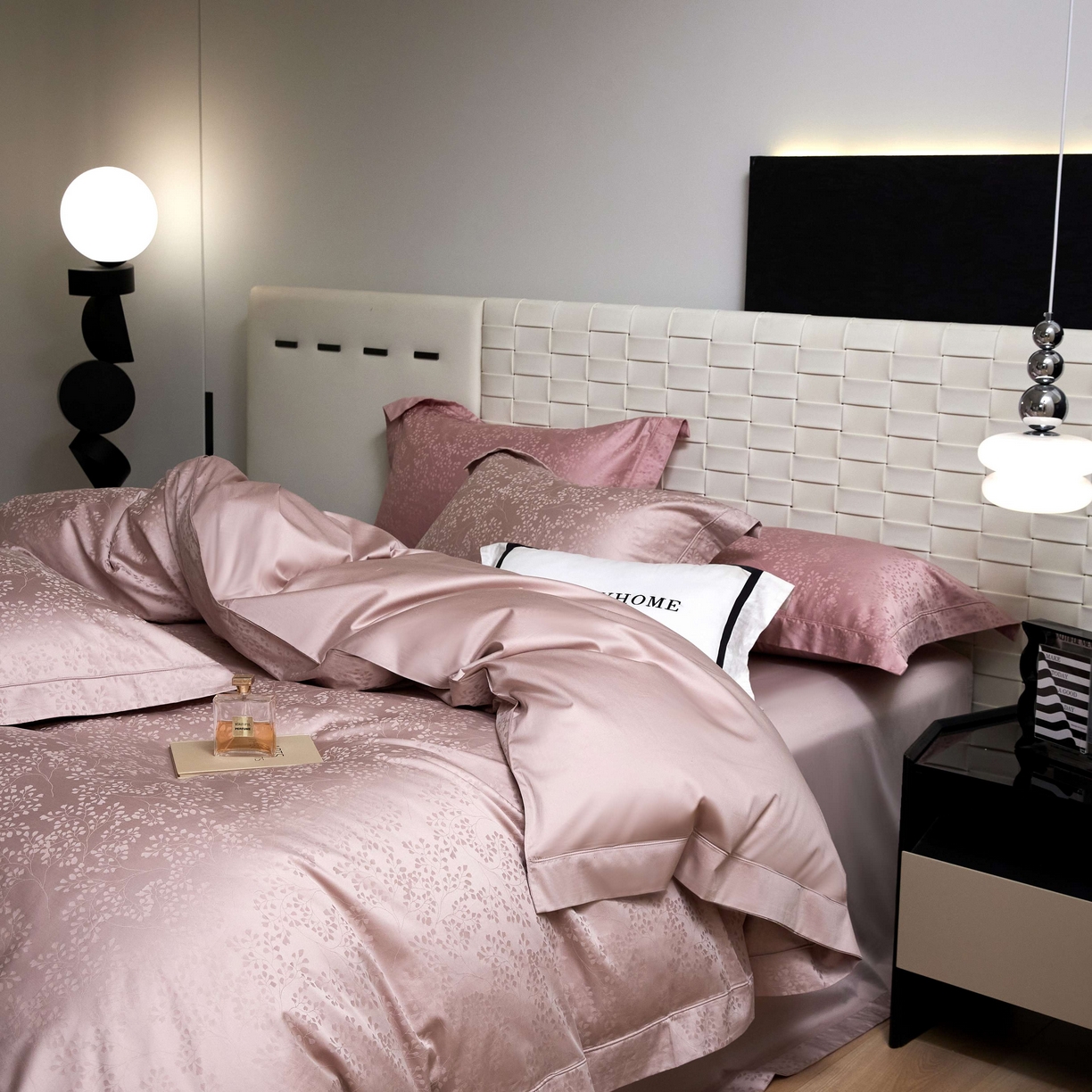 91家纺网 家纺一手货源 找家纺 榻尚家居 2025春夏新款长绒棉全棉纯棉贡缎提花手工立体埋绳工艺四件套 写意之美-芙蓉玉