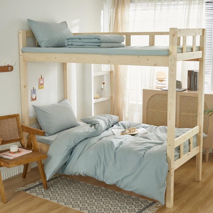 91家纺网 家纺一手货源 找家纺 水洗的故事 2025新款开学季色织水洗棉学生宿舍三件套 浅蓝素色