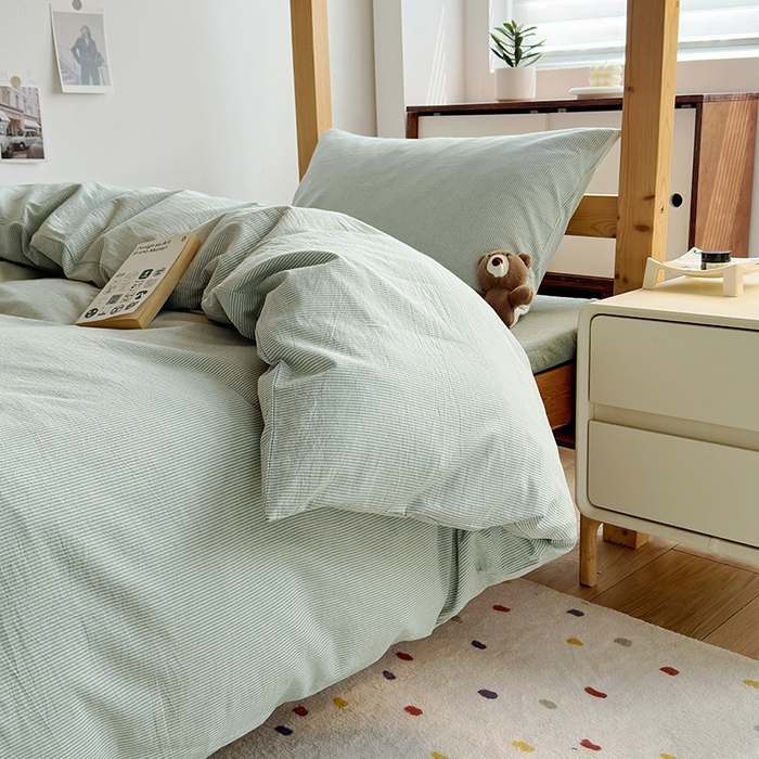 91家纺网 家纺一手货源 找家纺 水洗的故事 2025新款A类色织水洗棉学生三件套 绿细密条-