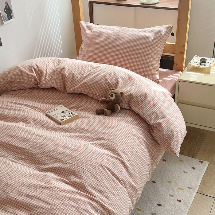 91家纺网 家纺一手货源 找家纺 水洗的故事 2025新款A类色织水洗棉学生三件套 西西里粉-