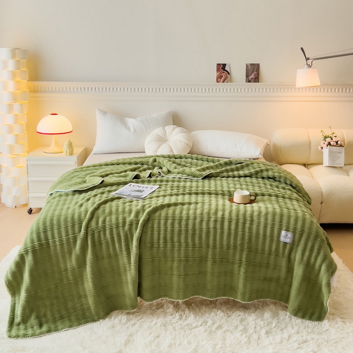 91家纺网 家纺一手货源 找家纺 宜家坊 2025新款高克重双面绒毛卡兔绒多功能毛毯 抹茶绿