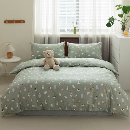 91家纺网 家纺一手货源 找家纺 绫韵2025春夏新款ins清新卡通碎花全棉13372精梳纯棉四件套系列 汪汪派对