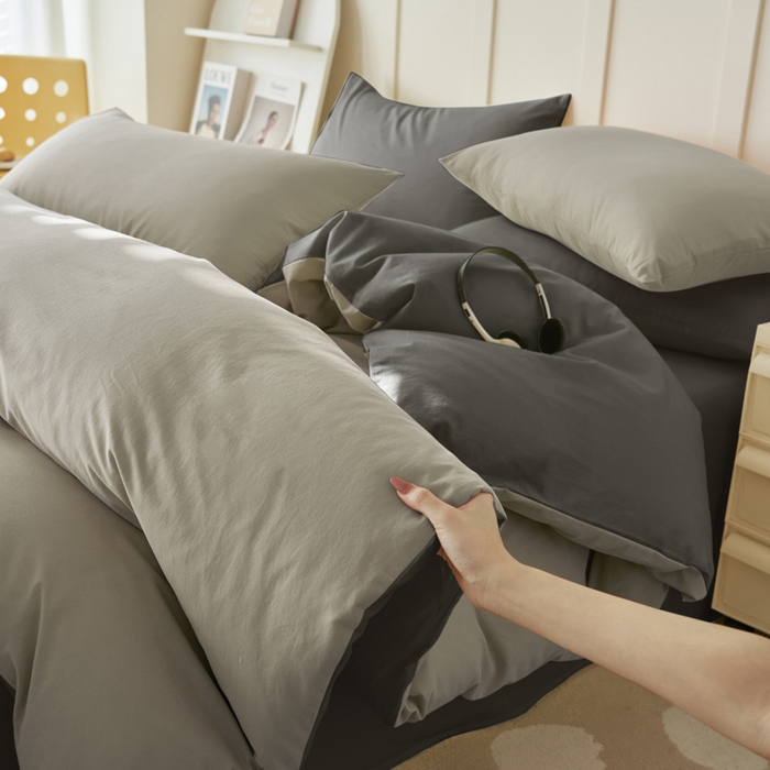 91家纺网 家纺一手货源 找家纺 寐绸家纺 2025新款纯棉水洗棉双拼单被套（自然光） 毛毯灰+宝藏灰