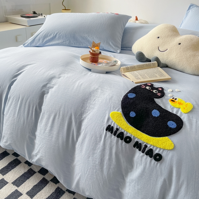 91家纺网 家纺一手货源 找家纺 宜家坊 2025新款卡通水洗棉毛巾绣四件套 可爱猫-蓝