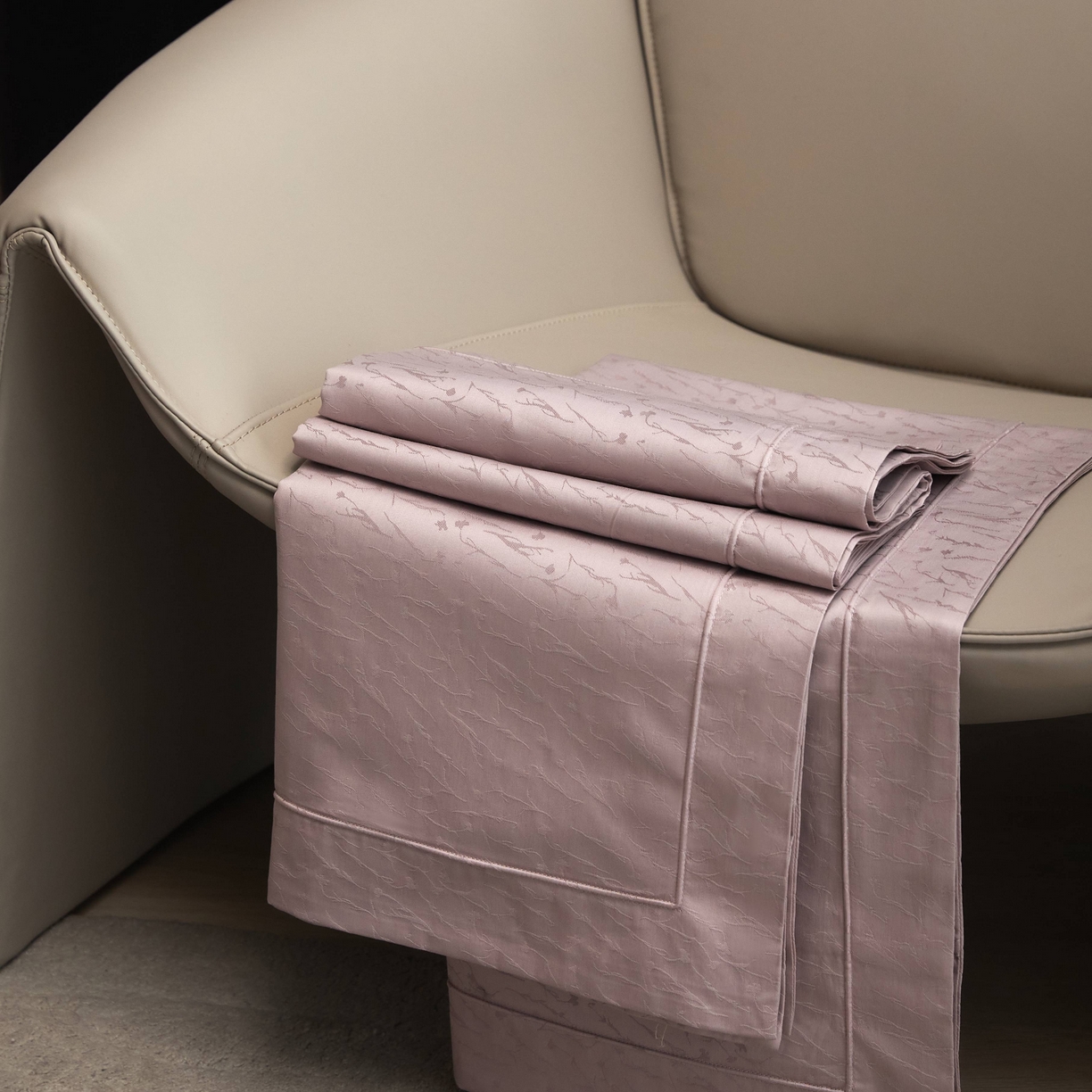 91家纺网 家纺一手货源 找家纺 （总）榻尚家居 2025春夏新款长绒棉全棉纯棉贡缎提花手工立体埋绳工艺四件套