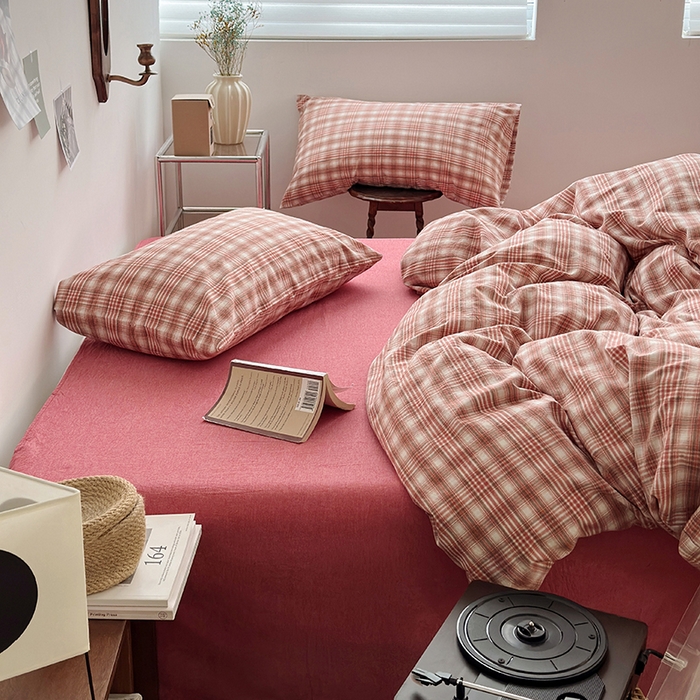 91家纺网 家纺一手货源 找家纺 水洗的故事 2025新款无印良品水洗棉四件套 樱红格