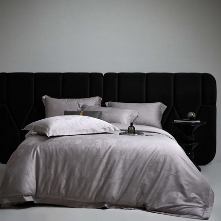 91家纺网 家纺一手货源 找家纺 榻尚家居 2025春夏新款长绒棉全棉纯棉贡缎提花手工立体埋绳工艺四件套 花香风呤-浅灰