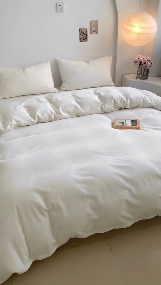 91家纺网 家纺一手货源 找家纺 水洗的故事 2025新款色织水洗棉多巴胺纯色款四件套 本白色