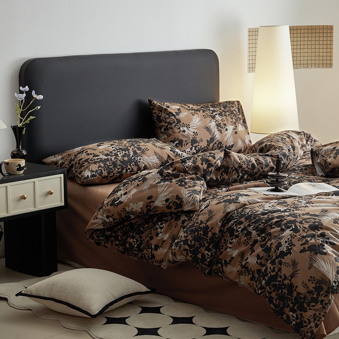 91家纺网 家纺一手货源 找家纺 水洗的故事 2025新款全棉磨毛印花四件套 墨轩