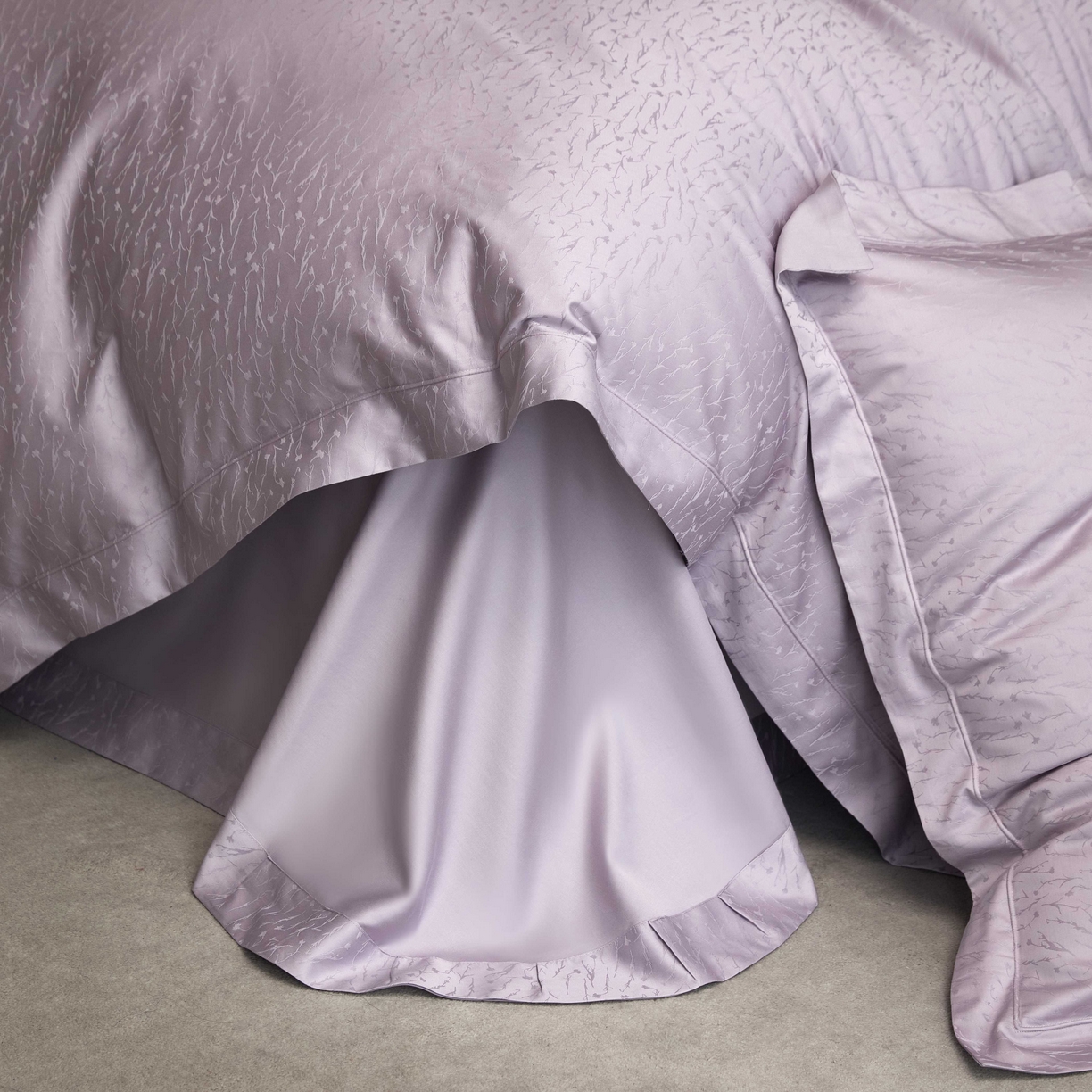 91家纺网 家纺一手货源 找家纺 榻尚家居 2025春夏新款长绒棉全棉纯棉贡缎提花手工立体埋绳工艺四件套 艾克亚（温馨紫）