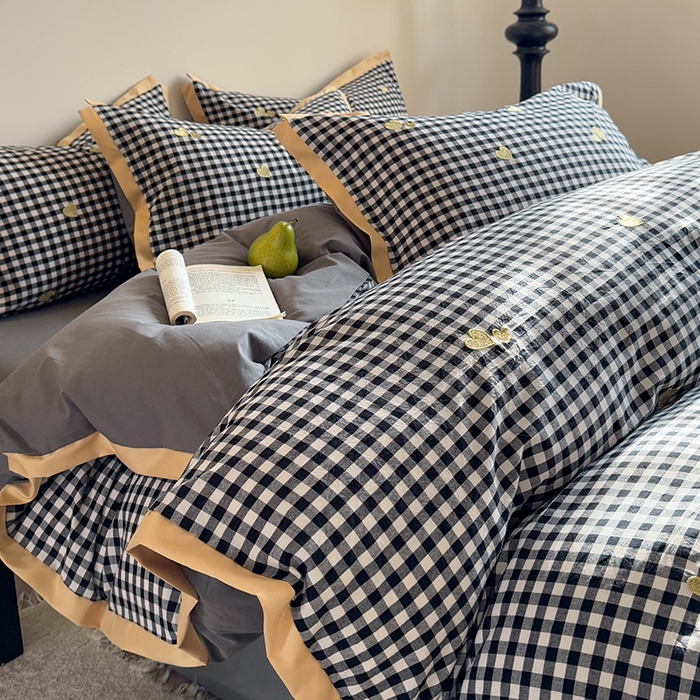 91家纺网 家纺一手货源 找家纺 优悦生活馆2025新款全棉纯棉水洗棉刺绣四件套 黑格-爱心