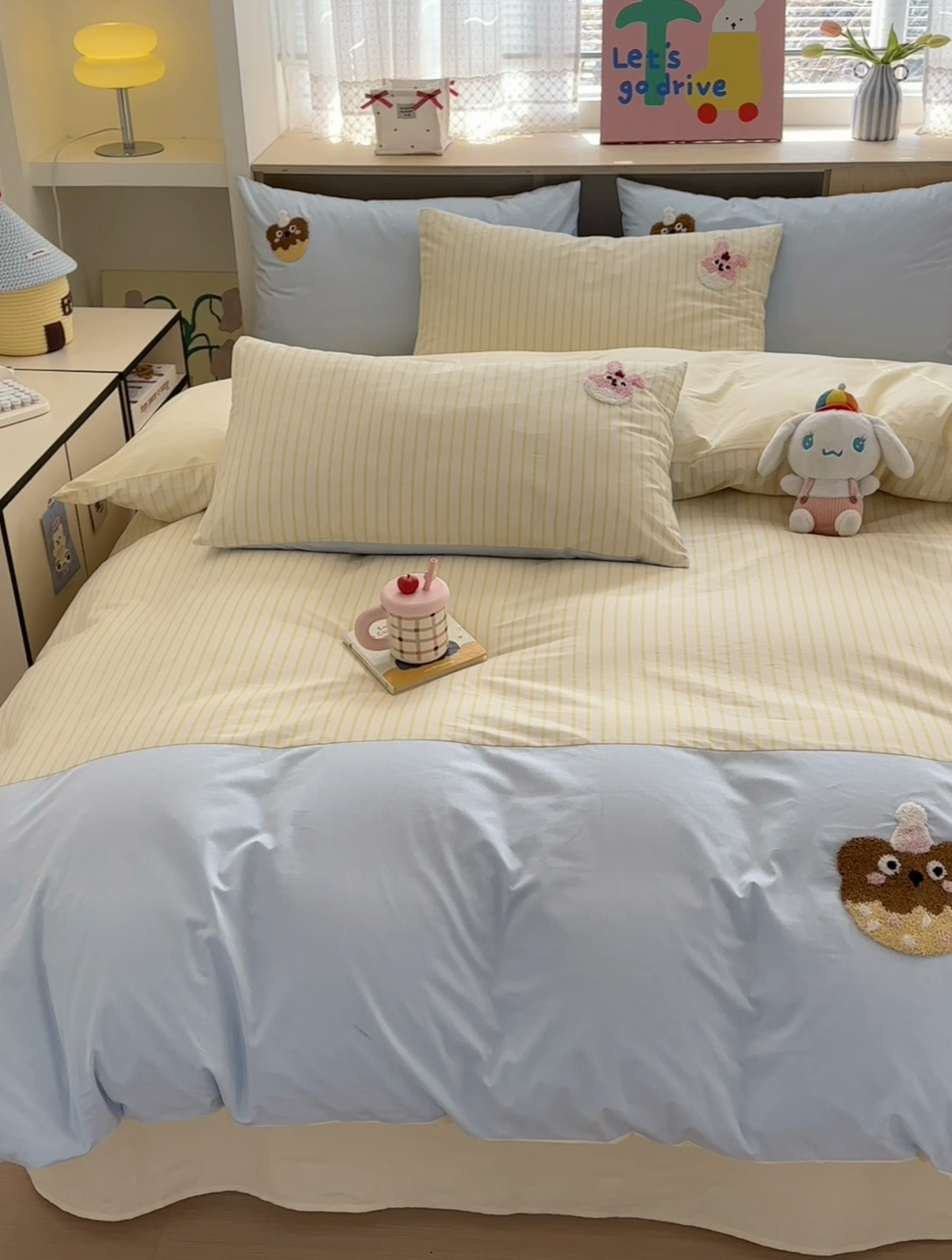 91家纺网 家纺一手货源 找家纺 娜娜 2025新款全棉立体毛巾绣四件套 甜甜圈派对