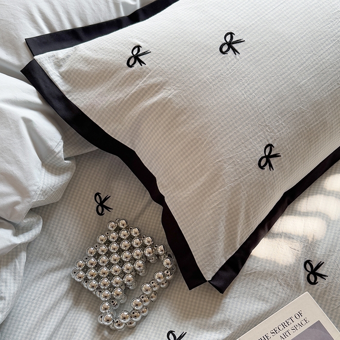 91家纺网 家纺一手货源 找家纺 优悦生活馆2025新款全棉纯棉水洗棉刺绣四件套 蓝小格-蝴蝶结