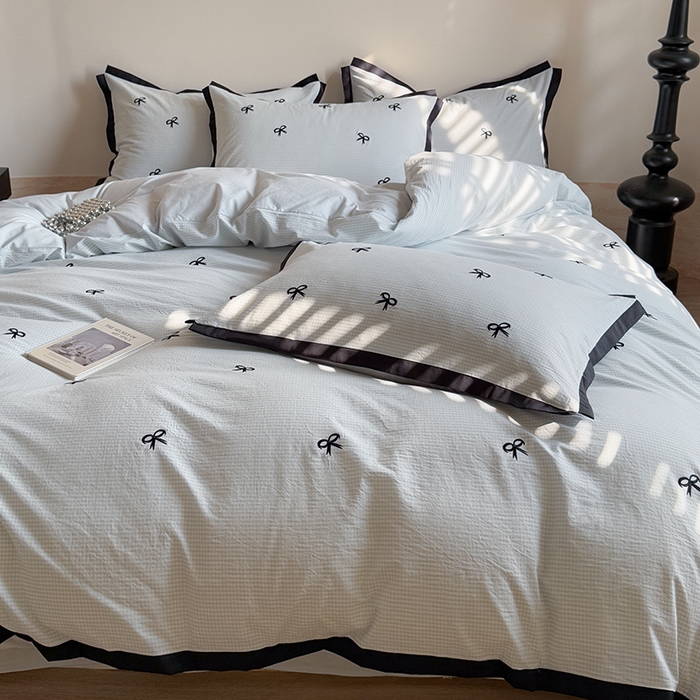 91家纺网 家纺一手货源 找家纺 优悦生活馆2025新款全棉纯棉水洗棉刺绣四件套 蓝小格-蝴蝶结