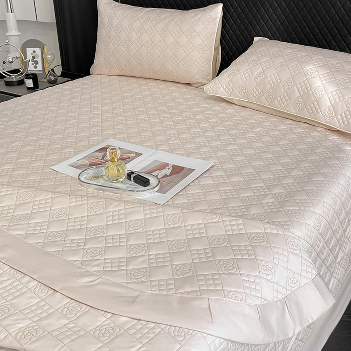 91家纺网 家纺一手货源 找家纺 （总）2025轻奢风A类长绒棉夹棉床盖床笠三件套纯色绗绣四季高级感纯色全棉纯棉床上用品